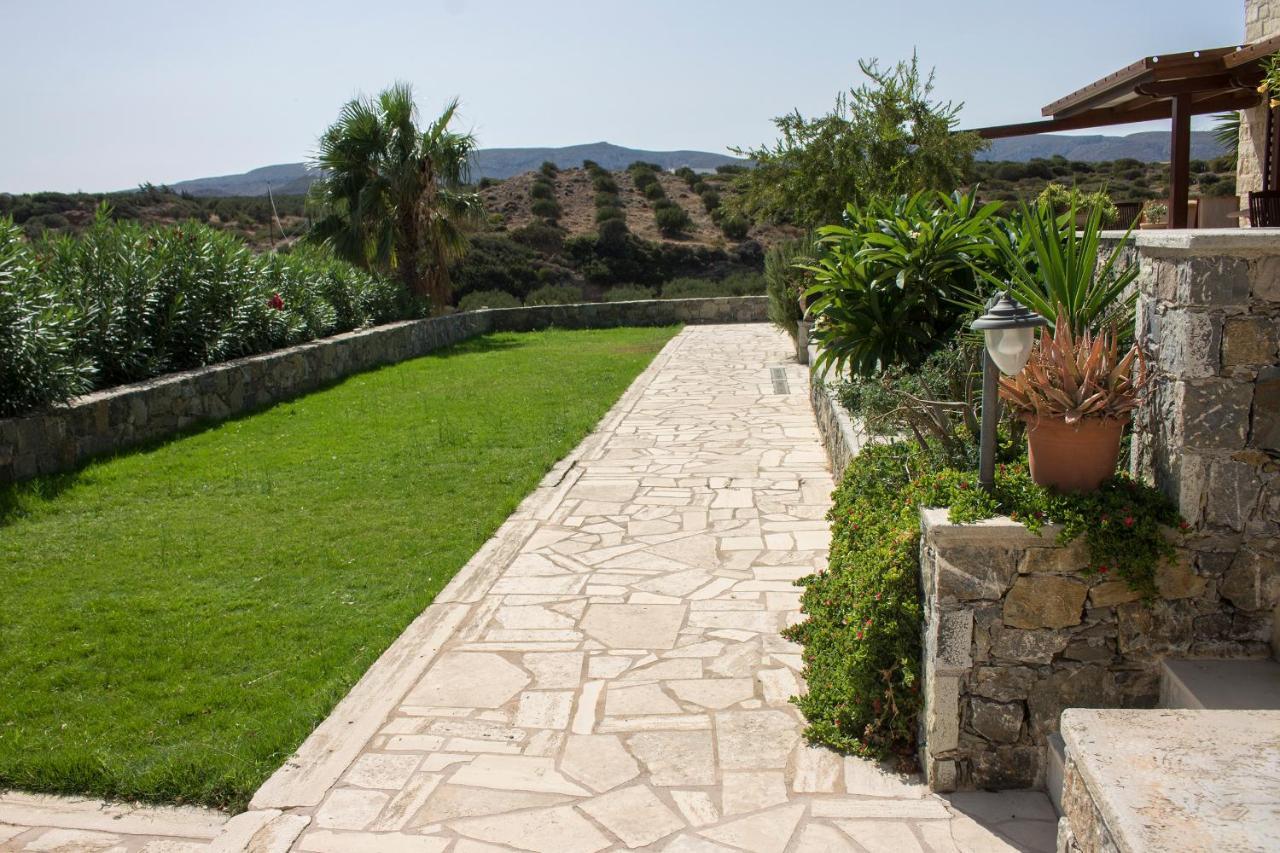 Esperides Stone Houses Palekastro Exterior photo